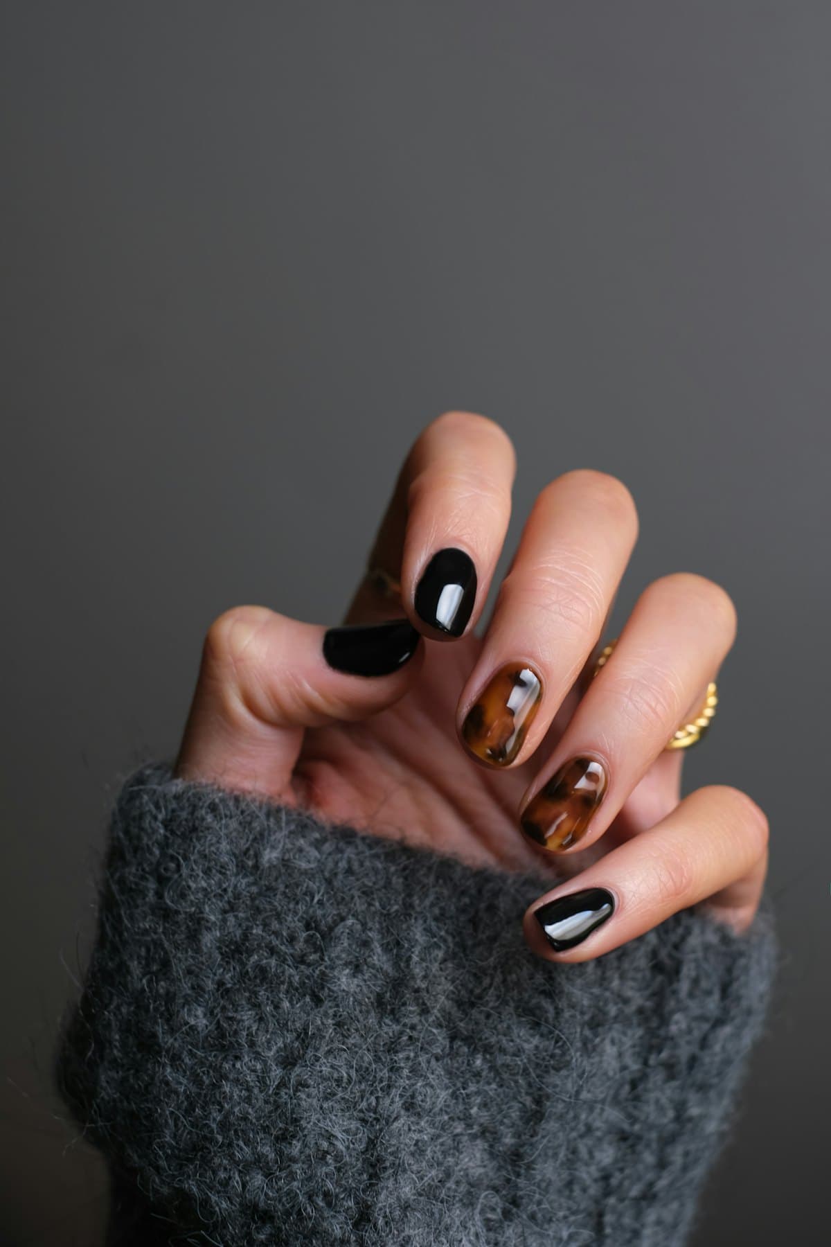 Polished Nail Bar